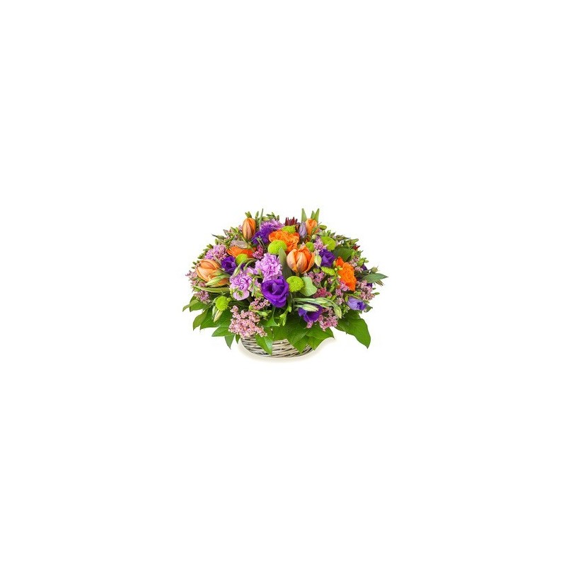 Cos cu lalele in combinatie cu flori de craspedia, lisianthus si frezii